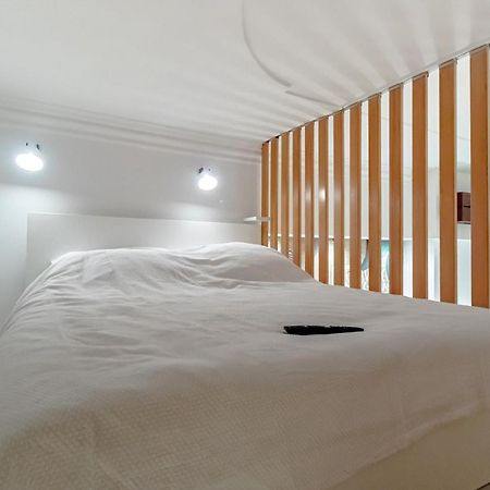 자그레브 Green Gallery On A Main Square 아파트 외부 사진